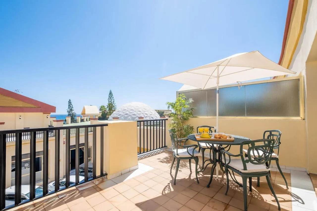 Queen Marbella - Romana Playa Spain